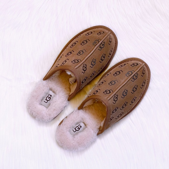 UGG Women’s Pearle Embossed Logo Chestnut Suede Slippers - Picture 3 of 8